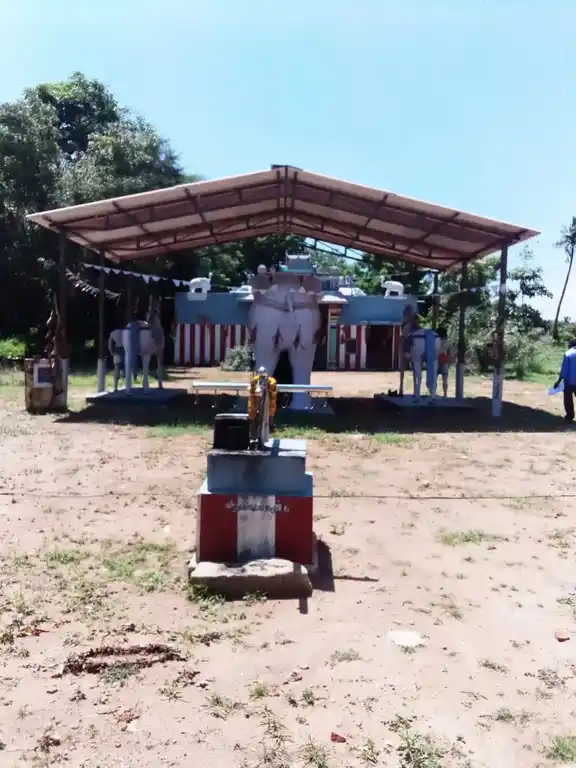 Arulmigu Adaikalamkatha Ayyanar Temple, Thirubuvanam - 614205 அருள்மிகு அடைக்கலம்காத்த அய்யனார் திருக்கோயில், Thirubuvanam - 614205, Thanjavur - Ancient Temple Architecture and History Image 4