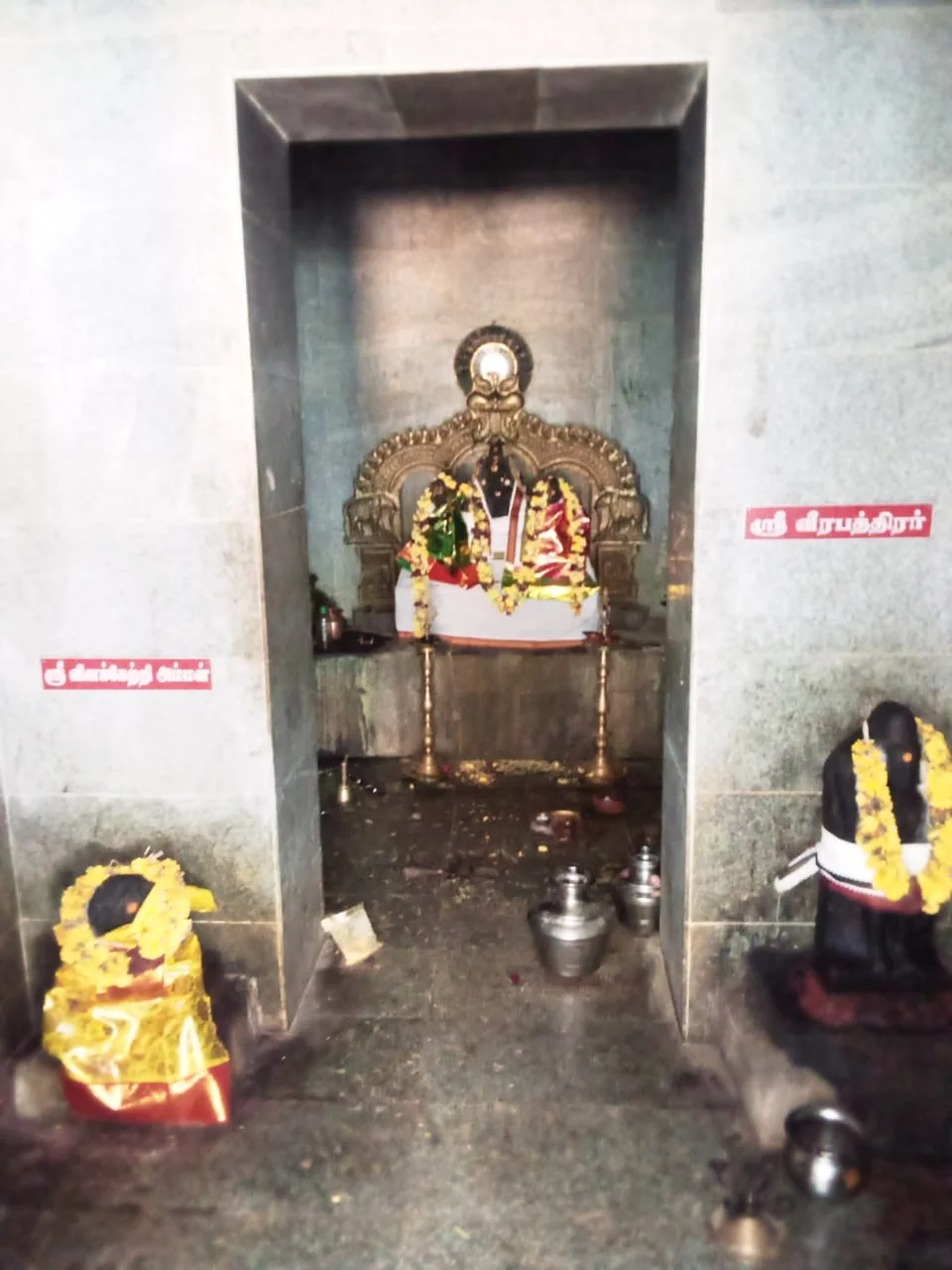 Arulmigu Adaikalamkatha Ayyanar Temple, Thirubuvanam - 614205 அருள்மிகு அடைக்கலம்காத்த அய்யனார் திருக்கோயில், Thirubuvanam - 614205, Thanjavur - Ancient Temple Architecture and History Image 6