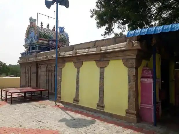 Arulmigu Adaikalamkathamman Temple, Karuva Nallur - 627010 அருள்மிகு அடைக்கலம் காத்த அம்மன் திருக்கோயில், Karuva Nallur - 627010, Tirunelveli - Ancient Temple Architecture and History Image 2