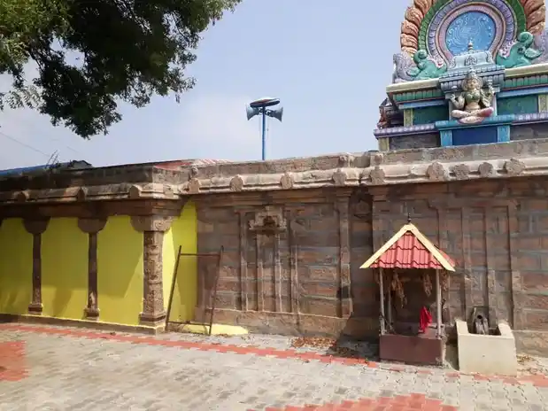 Arulmigu Adaikalamkathamman Temple, Karuva Nallur - 627010 அருள்மிகு அடைக்கலம் காத்த அம்மன் திருக்கோயில், Karuva Nallur - 627010, Tirunelveli - Ancient Temple Architecture and History Image 4