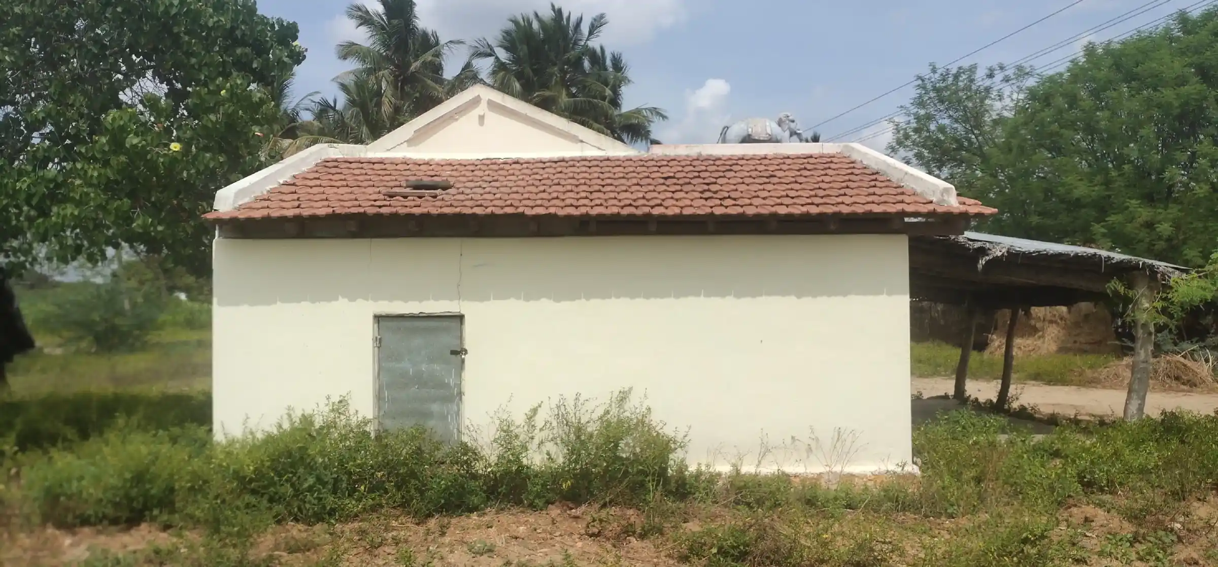 Arulmigu Adaikan Temple, Kuruvampatti - 621005 அருள்மிகு அடைக்கன் திருக்கோயில், Kuruvampatti - 621005, Thiruchirappalli - Ancient Temple Architecture and History Image 2