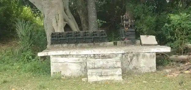 Arulmigu Adaikkalam Kaatha Ayyanar Temple, Aariyur - 622101 அருள்மிகு அடைக்கலம்காத்த அய்யனார் திருக்கோயில், Aariyur - 622101, Pudukkottai - Ancient Temple Architecture and History Image 3