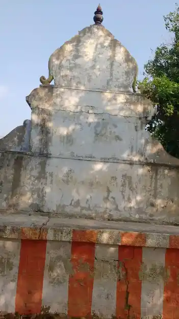 Arulmigu Adaikkalam Kaattha Ayyanar Temple, Mukkanamalaipaati - 622104 அருள்மிகு அடைக்கலம் காத்த அய்யனார் திருக்கோயில், Mukkanamalaipaati - 622104, Pudukkottai - Ancient Temple Architecture and History Image 2