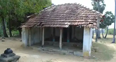 Arulmigu Adaikkalam Kaattha Ayyanar Temple, Mumbalai - 614620 அருள்மிகு அடைக்கலம் காத்த அய்யனார் திருக்கோயில், Mumbalai - 614620, Pudukkottai - Ancient Temple Architecture and History Image 2