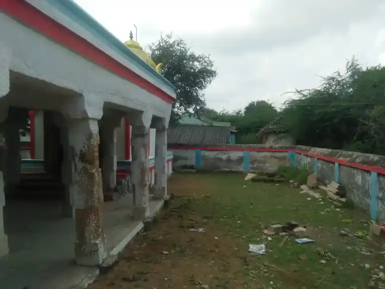 Arulmigu Adaikkalam Kaattha Ayyanar Temple, Uppiliyakkudi - 622504 அருள்மிகு அடைக்கலம்காத்த அய்யனார் திருக்கோயில், உப்பிலியக்குடி - 622504, Pudukkottai - Ancient Temple Architecture and History Image 4