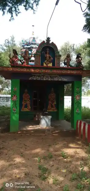 Arulmigu Adaikkalam Katha Ayyanar Temple, Kampoor - 625101 அருள்மிகு அடைக்கலம் காத்த அய்யனார் திருக்கோயில், Kampoor - 625101, Madurai - Ancient Temple Architecture and History Image 3