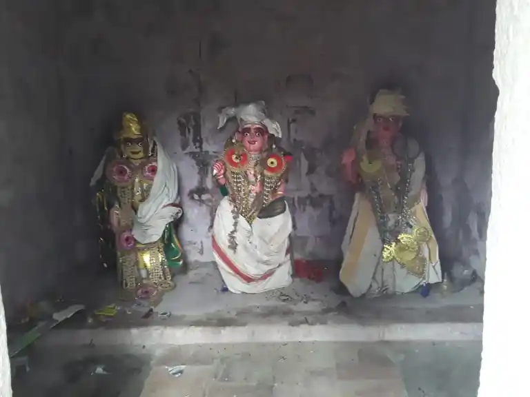 Arulmigu Adaikkalam Katha Ayyanar Temple, Pallapatti - 625103 அடைக்கலம் காத்த அய்யனார் திருக்கோயில், Pallapatti - 625103, Madurai - Ancient Temple Architecture and History Image 4