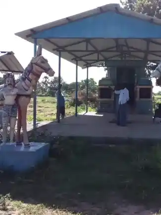 Arulmigu Adaikkalamkatha Ayyanar Temple, Kothattai - 614205 அருள்மிகு அடைக்கலம் காத்த அய்யனார் திருக்கோயில், Kothattai - 614205, Thanjavur - Ancient Temple Architecture and History Image 3