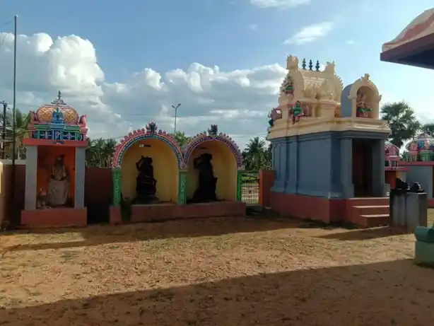 Arulmigu Adaikkalamkatha Ayyanar Temple, Madathikkadu - 614601 அருள்மிகு அடைக்கலம் காத்த அய்யனார் திருக்கோயில், Madathikkadu - 614601, Thanjavur - Ancient Temple Architecture and History Image 2