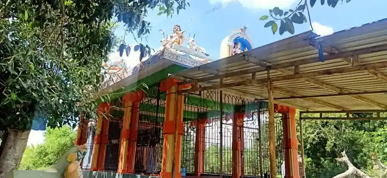 Arulmigu Adaikkalamkatha Ayyanar Temple, Sembalur - 614601 அருள்மிகு அடைக்கலம் காத்த அய்யனார் திருக்கோயில், Sembalur - 614601, Thanjavur - Ancient Temple Architecture and History Image 4