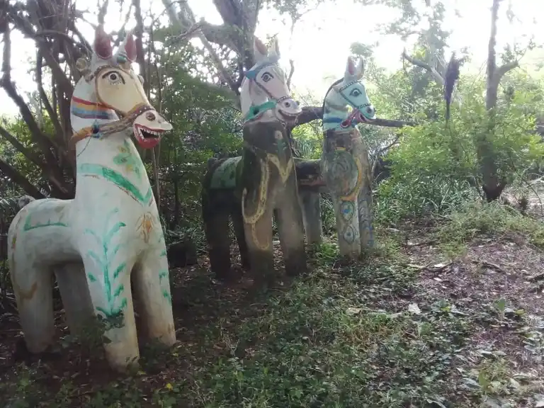 Arulmigu Adaikkalamkatha Ayyanar Temple, Thenur - 622401