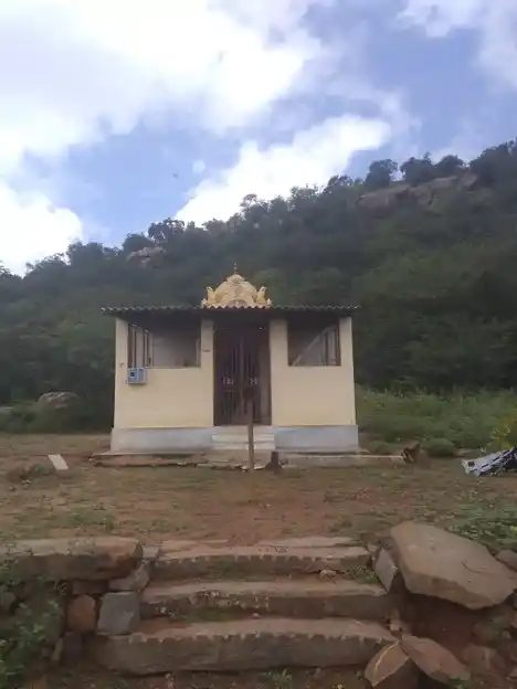 Arulmigu Adhampatti Pidari Temple, Aalampatti - 621306 Temple