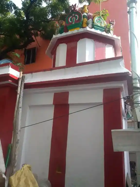 Arulmigu Adhi Muthu Mariamman Temple, Vyasarpadi, Chennai - 600039 அருள்மிகு ஆதிமுத்து மாரியம்மன் திருக்கோயில், வியாசர்பாடி, சென்னை - 600039, Chennai - Ancient Temple Architecture and History Image 3