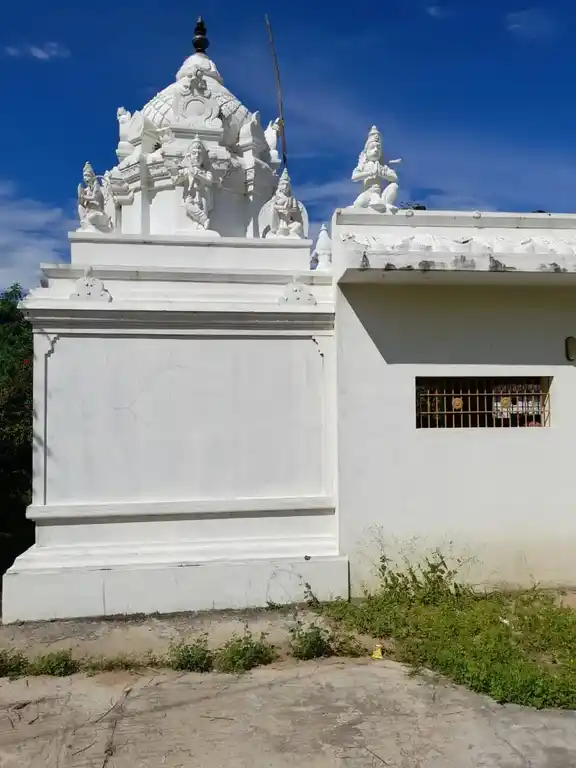 Arulmigu Adhikesava Perumal Temple, Velam - 632501 அருள்மிகு ஆதிகேசவப் பெருமாள் திருக்கோயில், வேலம் - 632501, Ranipet - Ancient Temple Architecture and History Image 3