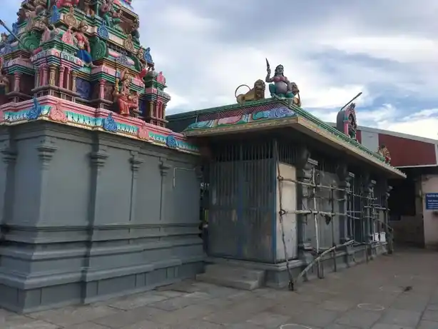 Arulmigu Adhimariamman Temple, Inam Samayapuram, Samayapuram - 621112 அருள்மிகு ஆதிமாரியம்மன் திருக்கோயில், இனாம் சமயுபுரம், இனாம் சமயுபுரம் - 621112, Thiruchirappalli - Ancient Temple Architecture and History Image 4