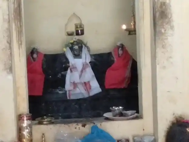 Arulmigu Adhina Milagi Iyanar Temple, Thiruvadanai - 623407 அருள்மிகு ஆதினமிளகி அய்யனார் திருக்கோயில், Thiruvadanai - 623407, Ramanathapuram - Ancient Temple Architecture and History Image 4