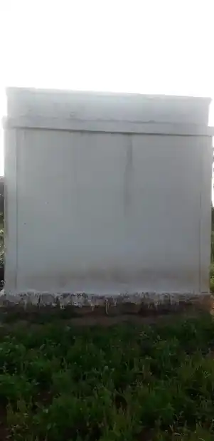 Arulmigu Adhinarasima Swami Temple, Mandalanayanagunda - 635901 அருள்மிகு கதிரிநரசிம்மசுவாமி திருக்கோயில், மண்டலனாயனகுன்டா - 635901, Thirupathur - Ancient Temple Architecture and History Image 3