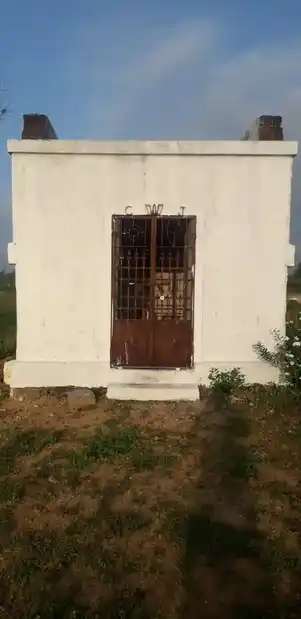 Arulmigu Adhinarasima Swami Temple, Mandalanayanagunda - 635901 அருள்மிகு கதிரிநரசிம்மசுவாமி திருக்கோயில், மண்டலனாயனகுன்டா - 635901, Thirupathur - Ancient Temple Architecture and History Image 4