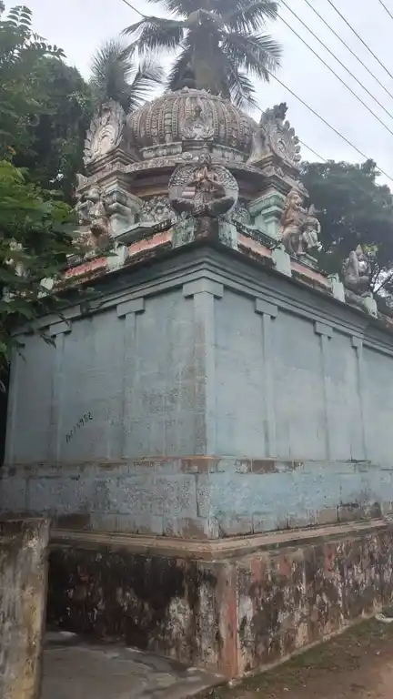 Arulmigu Adhinarayanaperumal Temple, Maharajapuram - 609309 Temple