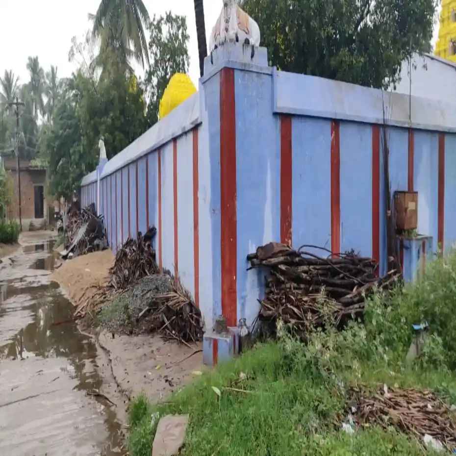 Arulmigu Adhipurieeswarar Temple, Melvazhithunaiyan Kuppam - 635805 அருள்மிகு ஆதிபுரிஸ்வரர் திருக்கோயில், மேல்வைத்தினாங் குப்பம் - 635805, Vellore - Ancient Temple Architecture and History Image 2