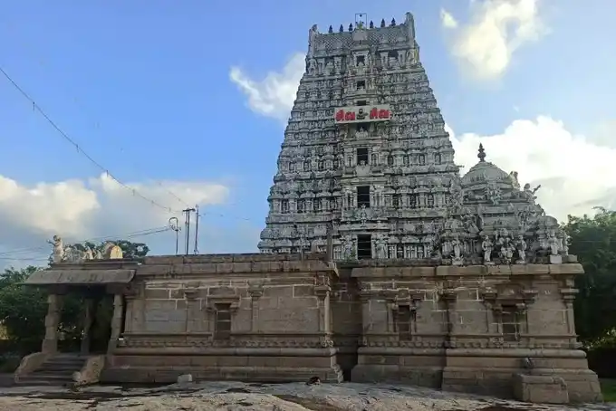 Arulmigu Adhulyanaadheswarar Temple, Arakandanallur - 605752 அருள்மிகு அதுல்யநாதேஸ்வரர் திருக்கோயில், Arakandanallur - 605752, Viluppuram - Ancient Temple Architecture and History Image 3