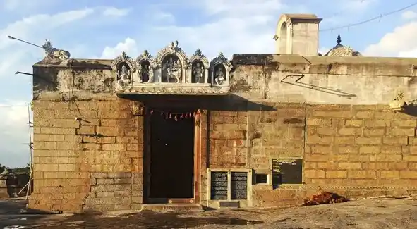 Arulmigu Adhulyanaadheswarar Temple, Arakandanallur - 605752 அருள்மிகு அதுல்யநாதேஸ்வரர் திருக்கோயில், Arakandanallur - 605752, Viluppuram - Ancient Temple Architecture and History Image 4