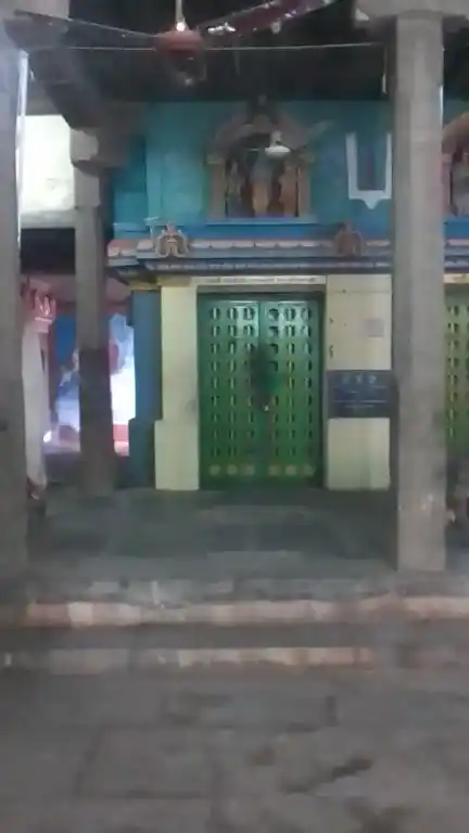 Arulmigu Adikesava Perumal Bashyakara Swami Temple, Kothaval Bazzar, Chennai - 600001 அருள்மிகு ஆதிகேசவ பெருமாள் பாஷ்யக்கார சுவாமி திருக்கோயில், கொத்தவால் பஜார், சென்னை - 600001, Chennai - Ancient Temple Architecture and History Image 4