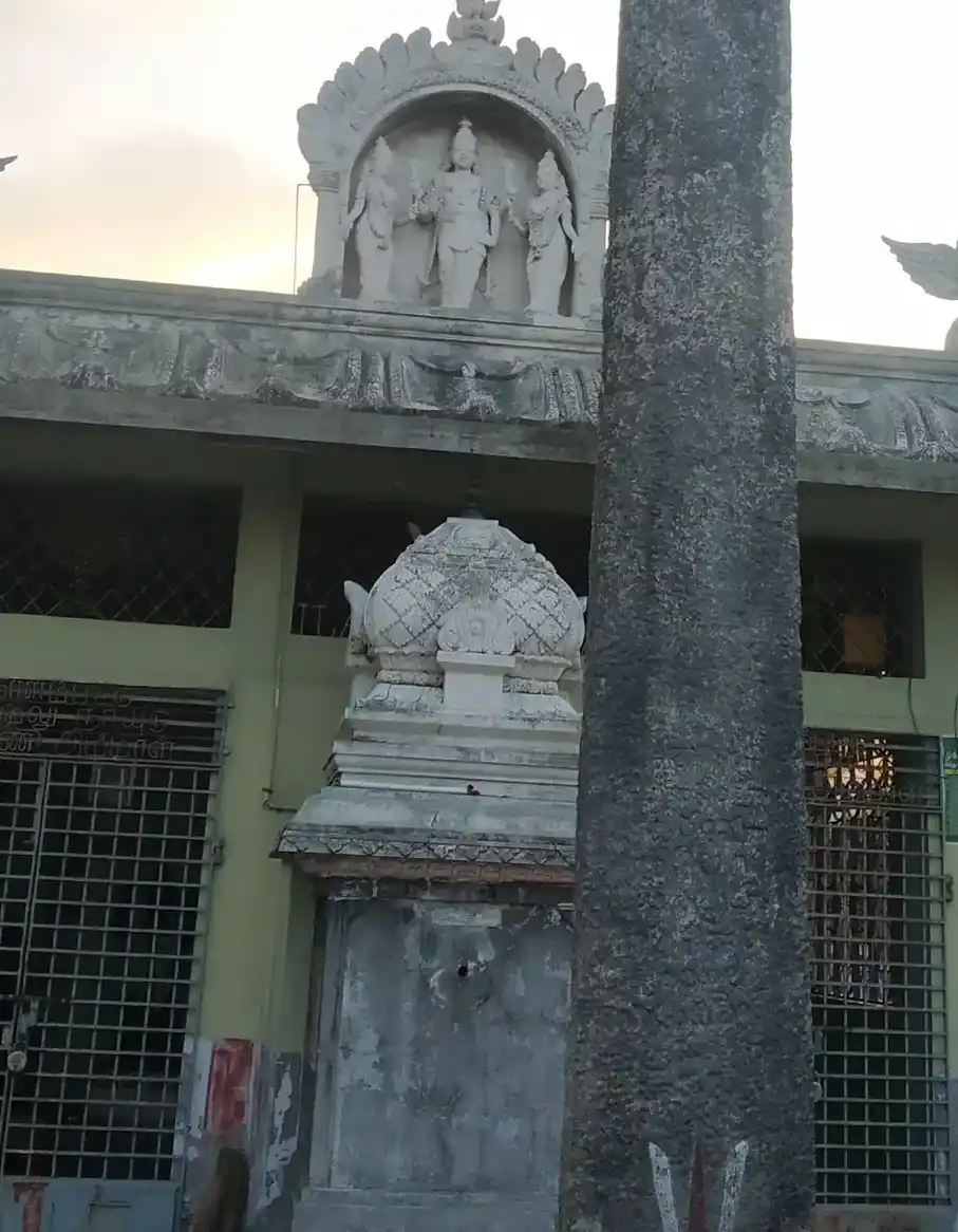 Arulmigu Adikesavaperumal Temple, Kilalathur - 635803 அருள்மிகு ஆதிகேசவப் பெருமாள் திருக்கோயில், கீழாலத்தூர் - 635803, Vellore - Ancient Temple Architecture and History Image 2