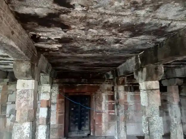 Arulmigu Adikesavaperumal Temple, Vao Office, Ramanjeri - 631209 அருள்மிகு ஆதிகேசவப்பெருமாள் திருக்கோயில், Vao Office, Ramanjeri - 631209, Tiruvallur - Ancient Temple Architecture and History Image 4