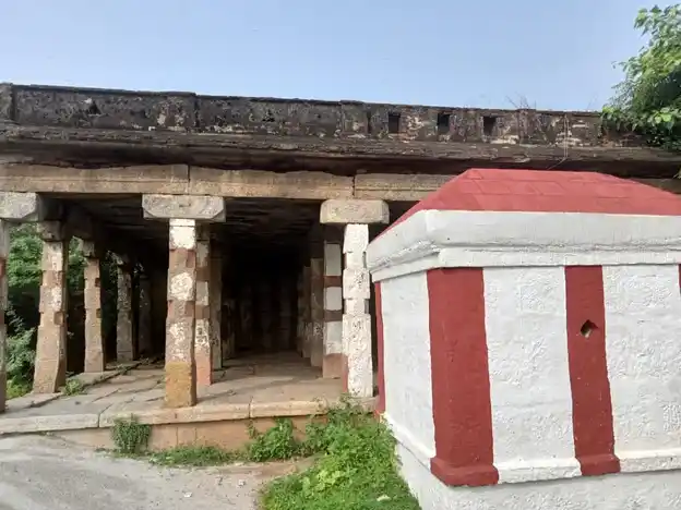 Arulmigu Adikesavaperumal Temple, Vao Office, Ramanjeri - 631209 அருள்மிகு ஆதிகேசவப்பெருமாள் திருக்கோயில், Vao Office, Ramanjeri - 631209, Tiruvallur - Ancient Temple Architecture and History Image 5