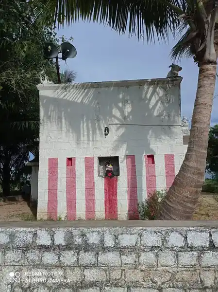 Arulmigu Adipuriswarar Temple, Near By School, Amirthanallur - 601206 அருள்மிகு ஆதிபுரீஸ்வரர் திருக்கோயில், Near By School, Amirthanallur - 601206, Tiruvallur - Ancient Temple Architecture and History Image 4