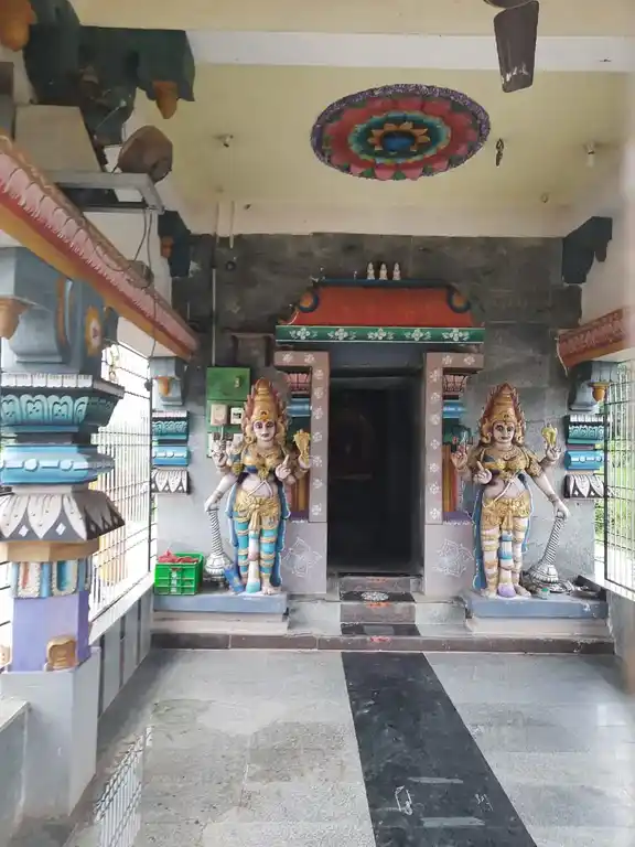 Arulmigu Aditchamman Temple, Chenji Agaram - 602001 அருள்மிகு ஆதிச்செம்மன் திருக்கோயில், செஞ்சி அகரம் - 602001, Tiruvallur - Ancient Temple Architecture and History Image 4