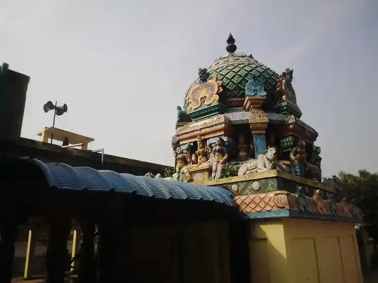 Arulmigu Adiyarku Eliyavar Temple, Mirattunilai, Thirumayam Taluk - 622201 அருள்மிகு அடியார்க்கு எளியவர் திருக்கோயில், மிரட்டுநிலை, திருமயம் வட்டம் - 622201, Pudukkottai - Ancient Temple Architecture and History Image 7