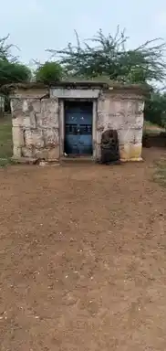 Arulmigu Adiyarku eliyavar Temple, Mullur, Pudukkottai Taluk - 622004 அருள்மிகு அடியார்க்கு எளியவர் திருக்கோயில், முள்ளூர், புதுக்கோட்டை வட்டம் - 622004, Pudukkottai - Ancient Temple Architecture and History Image 2