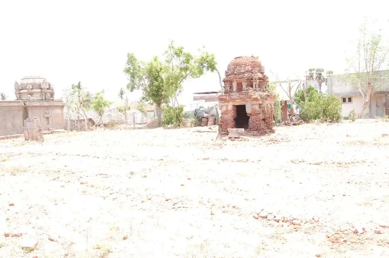 Arulmigu Admanathaswamy Temple, Thalaikadu - 614713 அருள்மிகு ஆத்மநாதசாமி திருக்கோயில், தலைக்காடு - 614713, Thiruvarur - Ancient Temple Architecture and History Image 4