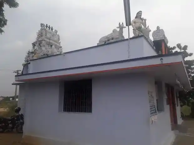 Arulmigu Aerikkarai Muniyappan, Kottaiyannaswamy Temple, Paramthi - 637207 Arulmigu Aerikkarai Muniyappan, Kottaiyannaswamy Temple, பரமத்தி - 637207, Namakkal - Ancient Temple Architecture and History Image 5