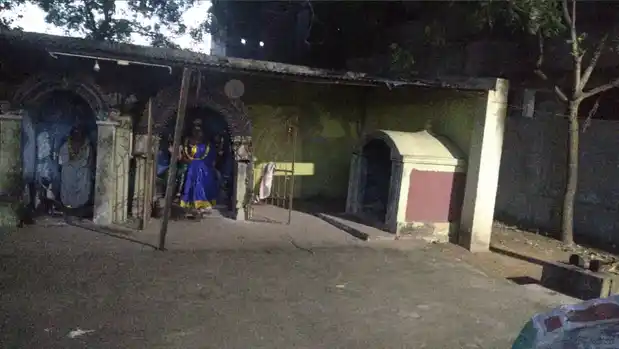 Arulmigu Agasaveeran Temple, Azhagaputhur - 612602 அருள்மிகு ஆகாச வீரன் திருக்கோயில், Azhagaputhur - 612602, Thanjavur - Ancient Temple Architecture and History Image 4