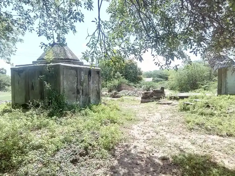 Arulmigu Agasdeeswarar Temple, Keeranur - 614620 Arulmigu Agasdeeswarar Temple, Keeranur - 614620, Pudukkottai - Ancient Temple Architecture and History Image 3