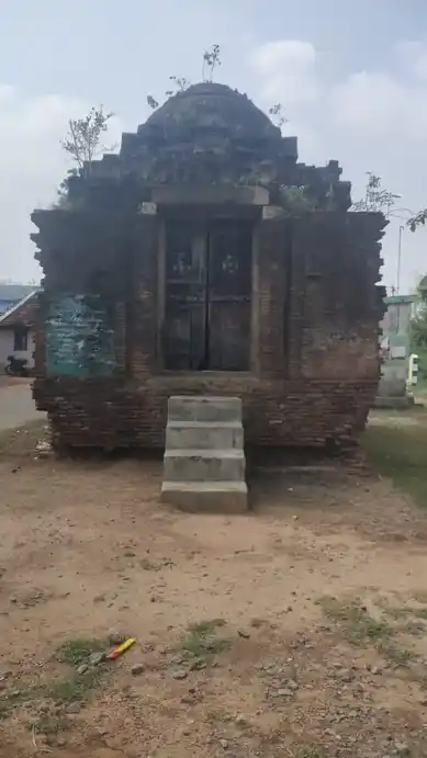 Arulmigu Agastheeswarar And Kariyamanikkaperumal Temple, Palaiyavalam - 610101 அருள்மிகு அகஷ்தீஷ்வரர் கருகமாணிக்கபெருமாள் திருக்கோயில், Palaiyavalam - 610101, Thiruvarur - Ancient Temple Architecture and History Image 5