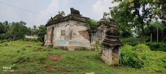 Arulmigu Agastheeswarar Temple, Alangadu, Aalangadu - 609104 Temple