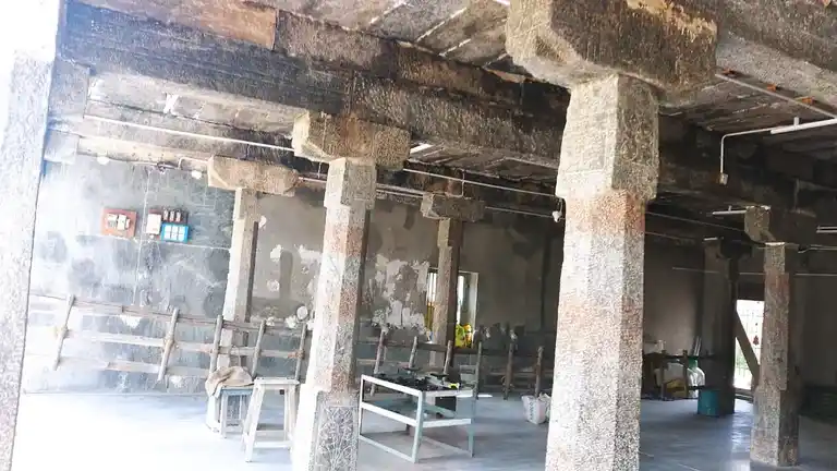 Arulmigu Agastheeswarar Temple, Avalurpettai - 604201 அருள்மிகு அகஸ்தீஸ்வரர் திருக்கோயில், Avalurpettai - 604201, Viluppuram - Ancient Temple Architecture and History Image 10