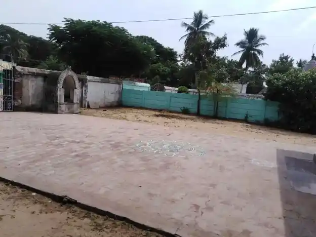 Arulmigu Agastheeswarar Temple, Kozhaiyur - 609404 அருள்மிகு அகஸ்தீஸ்வரர் மற்றும் வரதராஜப்பெருமாள் திருக்கோயில், Kozhaiyur - 609404, Mayiladuthurai - Ancient Temple Architecture and History Image 2