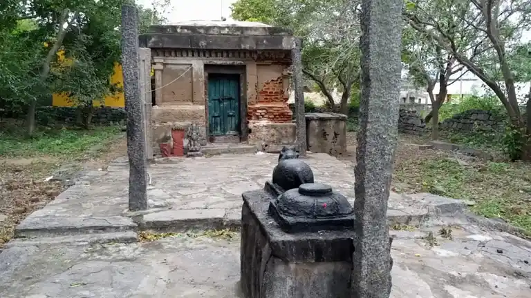 Arulmigu Agastheeswarar Temple, Melolakkur - 604203 அருள்மிகு அகஸ்தீஸ்வரர் திருக்கோயில், Melolakkur - 604203, Viluppuram - Ancient Temple Architecture and History Image 3