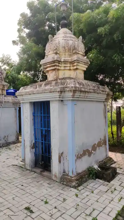 Arulmigu Agastheeswarar Temple, Periyakarumbur - 601204 அருள்மிகு அகத்தீஸ்வரர் திருக்கோயில், பெரியகரும்பூர் - 601204, Tiruvallur - Ancient Temple Architecture and History Image 6