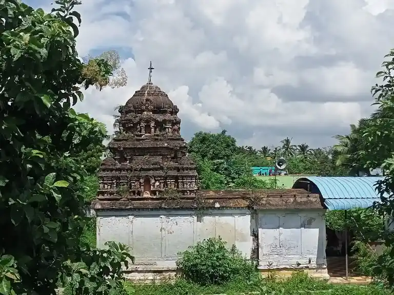 Arulmigu Agatheesvarar Alias Prasanna Venkatesaperumal Temple, Orathur, Padappai - 603203 அருள்மிகு அகத்தீஸ்வரர் மற்றும் பிரசன்ன வெங்கடேசப்பெருமாள் திருக்கோயில், ஒரத்தூர், படப்பை - 603203, Kancheepuram - Ancient Temple Architecture and History Image 3