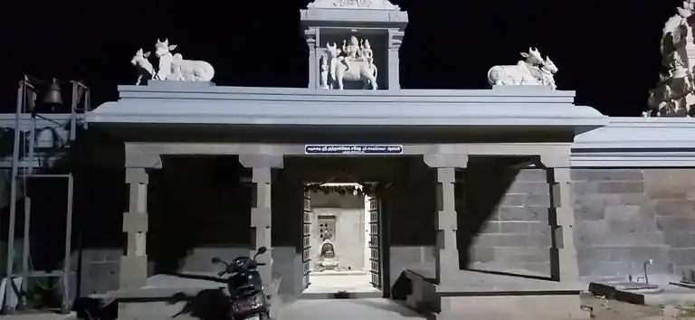 Arulmigu Agatheeswarar And Varadharaja Perumal Temple, Puthirankottai - 603401 அருள்மிகு அகத்தீஸ்வரர் மற்றும் கோவிந்தராஜப் பெருமாள் திருக்கோயில்,, புத்திரன்கோட்டை - 603401, Chengalpattu - Ancient Temple Architecture and History Image 7