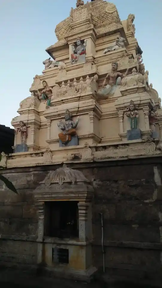 Arulmigu Agatheeswarar Temple, Inside The Village, Punkathur - 602001 அருள்மிகு அகத்தீஸ்வரர் திருக்கோயில், Inside The Village, Punkathur - 602001, Tiruvallur - Ancient Temple Architecture and History Image 2