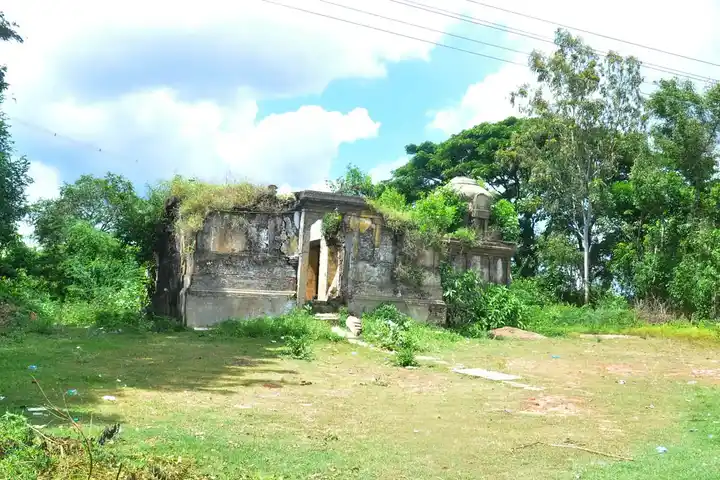 Arulmigu Agatheeswarar & Varatharajaperumal Temple, Aharavallam - 609402 Temple