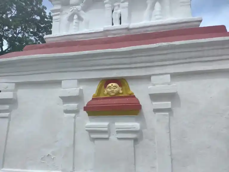 Arulmigu Agathooramman Temple, Podipalayam - 641105 அருள்மிகு அகத்துரம்மன் திருக்கோயில், Podipalayam - 641105, Coimbatore - Ancient Temple Architecture and History Image 3