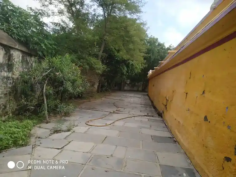 Arulmigu Agilandeshwarar Temple, Esaiyanur - 632511